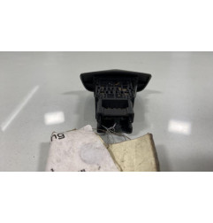 Bouton de warning NISSAN PRIMERA 4