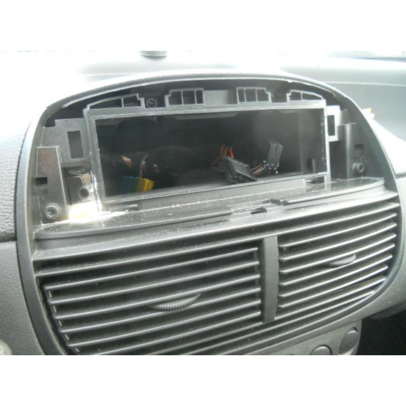 Serrure de coffre FIAT PUNTO 2 Photo n°11