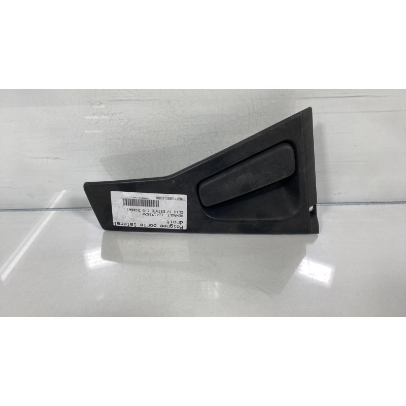 Poignee porte laterale droit RENAULT CLIO 4 Photo n°1