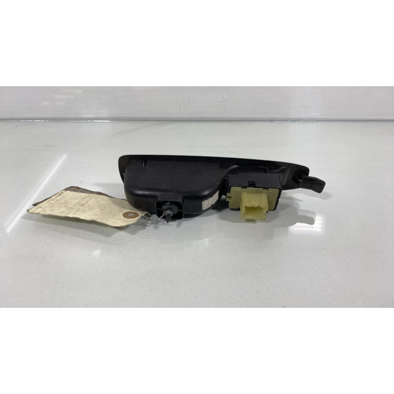 Interrupteur de leve vitre arriere droit RENAULT CLIO 4 Photo n°3