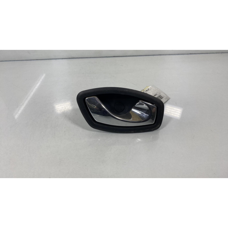 Poignee interieur arriere droit RENAULT CLIO 4 Photo n°1
