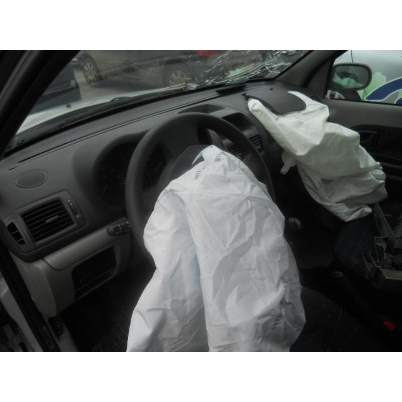 Poignee interieur arriere droit RENAULT CLIO 2 Photo n°9