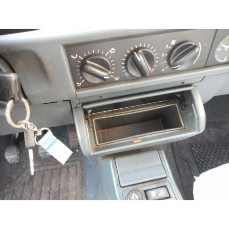 Poignee interieur arriere gauche RENAULT CLIO 1 Photo n°10