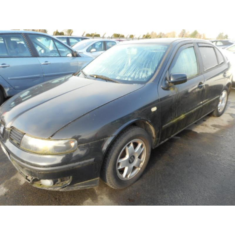 Pare choc arriere SEAT LEON 1 Photo n°4