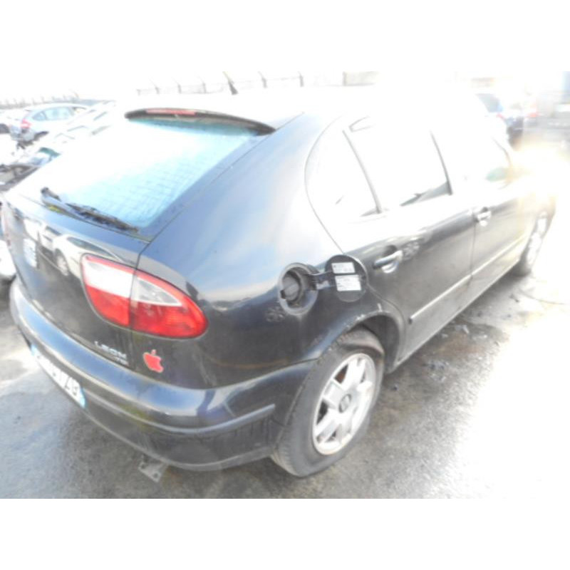 Pare choc arriere SEAT LEON 1 Photo n°6