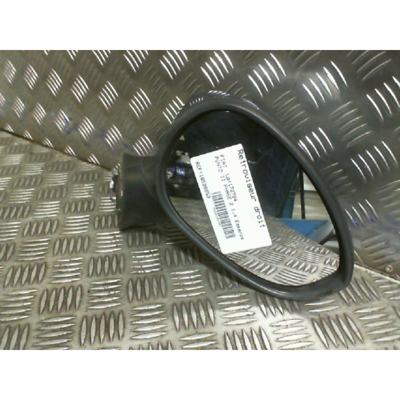 Retroviseur droit FIAT GRANDE PUNTO Photo n°1