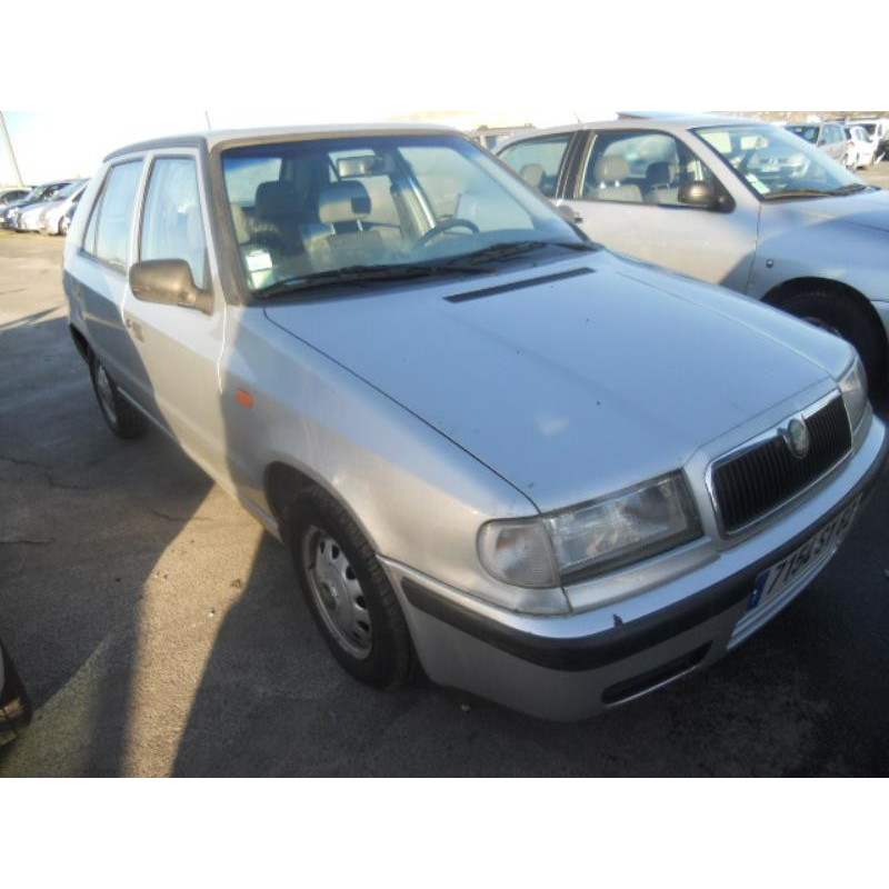 Vase de lave glace SKODA FELICIA Photo n°5
