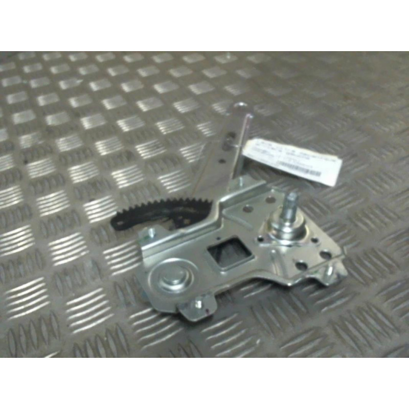 Leve vitre mecanique arriere gauche HYUNDAI I 10 1 Photo n°1