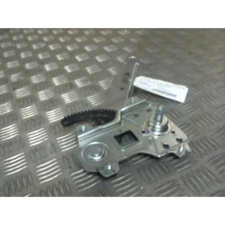 Leve vitre mecanique arriere gauche HYUNDAI I 10 1 Photo n°1