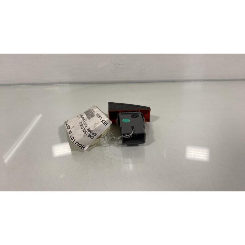 Bouton de warning CHEVROLET SPARK Photo n°3