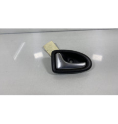Poignee interieur arriere gauche RENAULT CLIO 2 CAMPUS Photo n°1