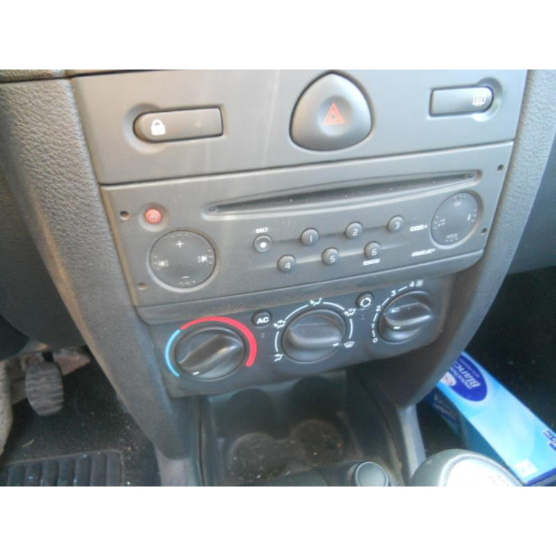 Poignee interieur avant droit RENAULT CLIO 2 CAMPUS Photo n°9