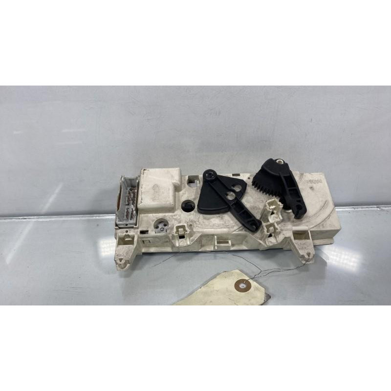 Commande chauffage RENAULT MEGANE 1 Photo n°3