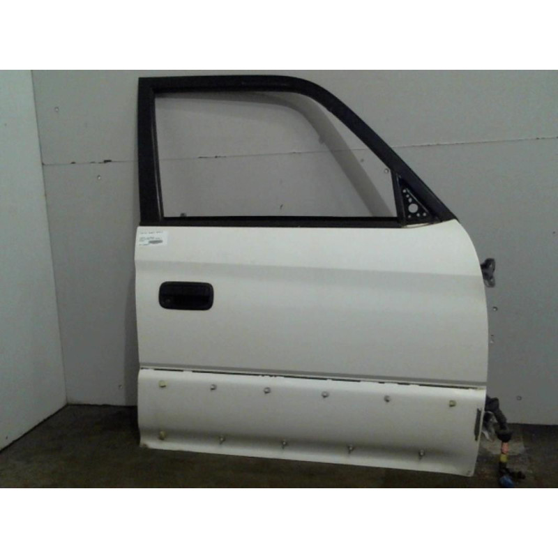 Porte avant droit TOYOTA LAND CRUISER 3 J90 Photo n°1