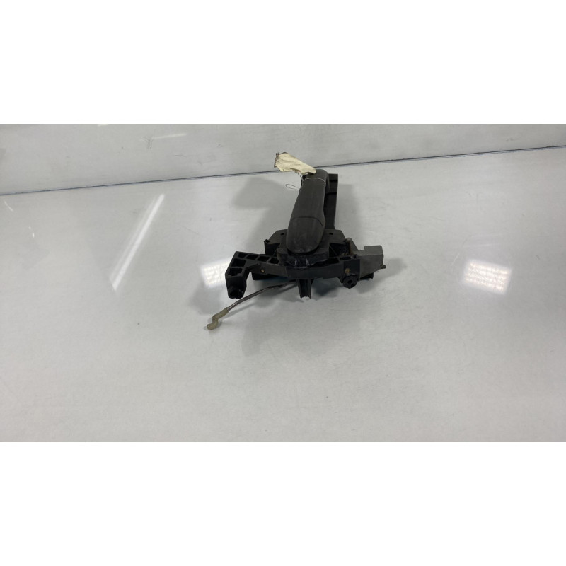 Poignee porte arriere droit MERCEDES CLASSE A 168 Photo n°2