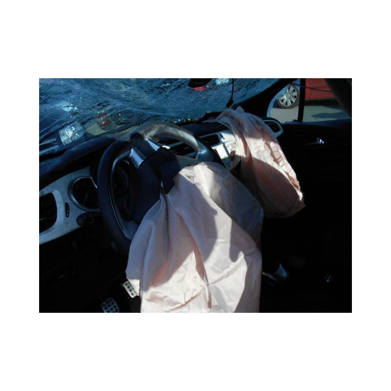 Leve vitre electrique avant gauche CITROEN DS3 Photo n°9