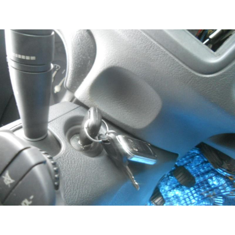 Poignee interieur arriere droit RENAULT CLIO 2 Photo n°10