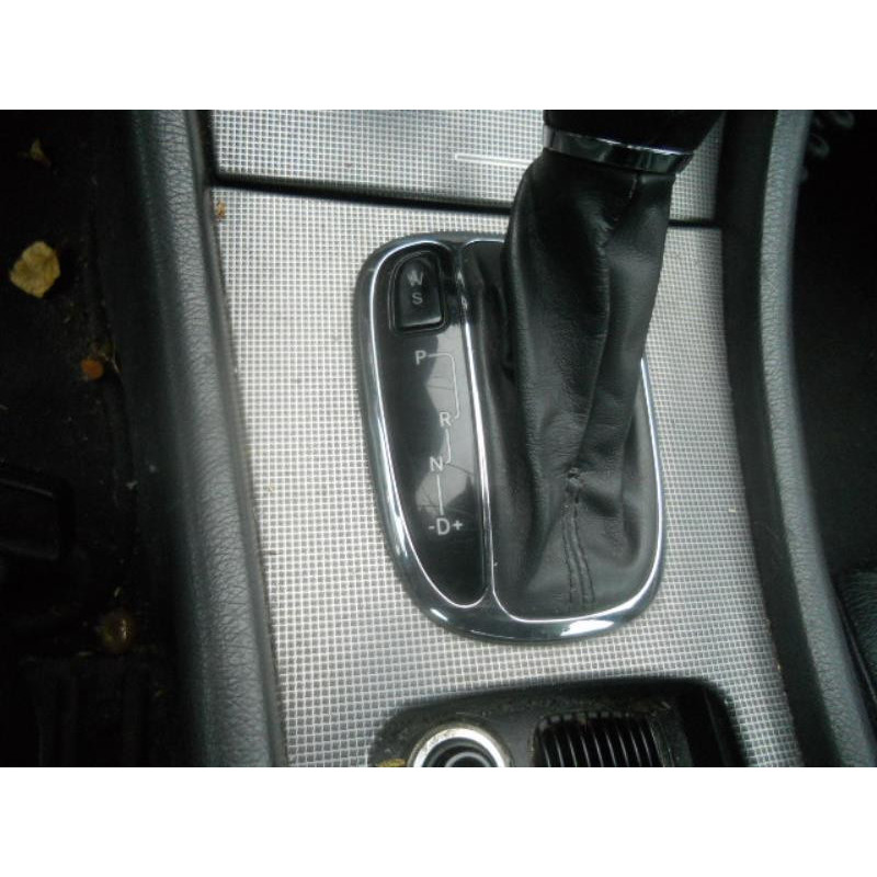 Leve vitre electrique avant gauche MERCEDES CLASSE C 203 Photo n°9