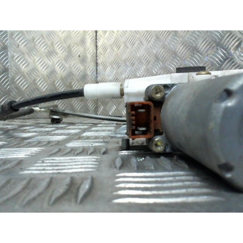 Leve vitre electrique avant droit CITROEN ZX Photo n°2