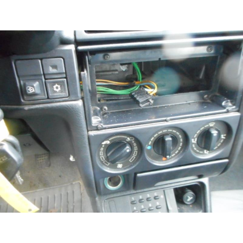 Leve vitre electrique avant droit CITROEN ZX Photo n°8
