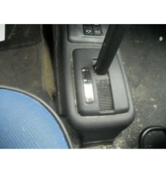 Interrupteur de leve vitre avant gauche PEUGEOT 106