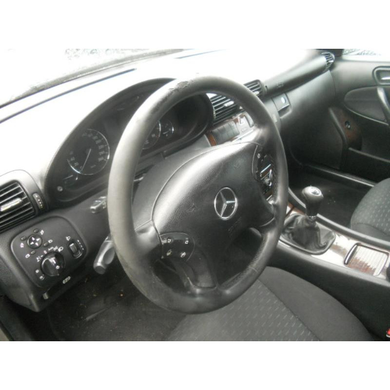 Bouton de warning MERCEDES CLASSE C 203 Photo n°8