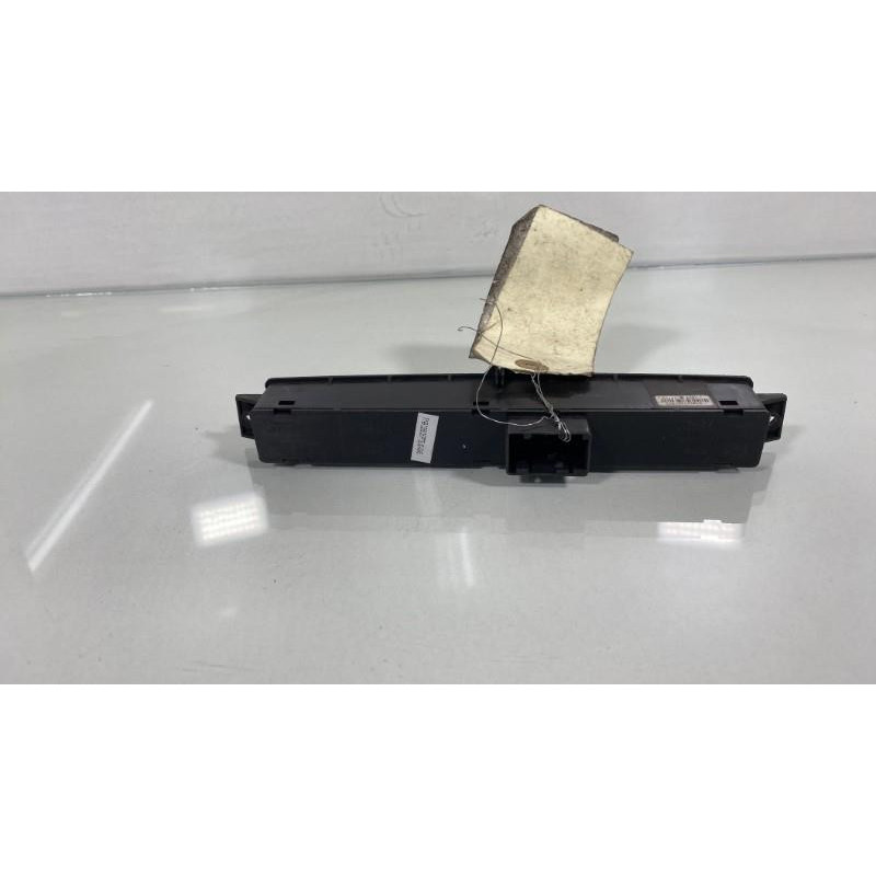 Bouton de warning FIAT GRANDE PUNTO Photo n°3