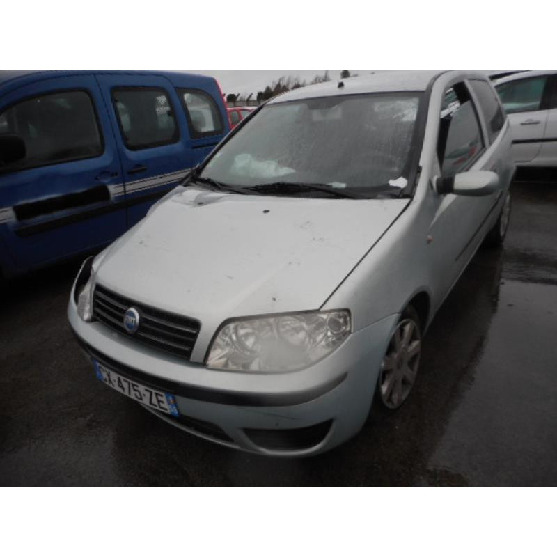 Feu arriere stop central FIAT PUNTO 2 Photo n°4
