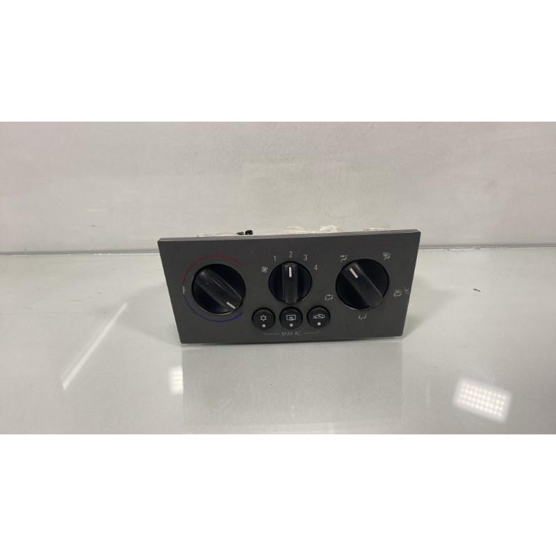 Commande chauffage OPEL MERIVA A Photo n°1