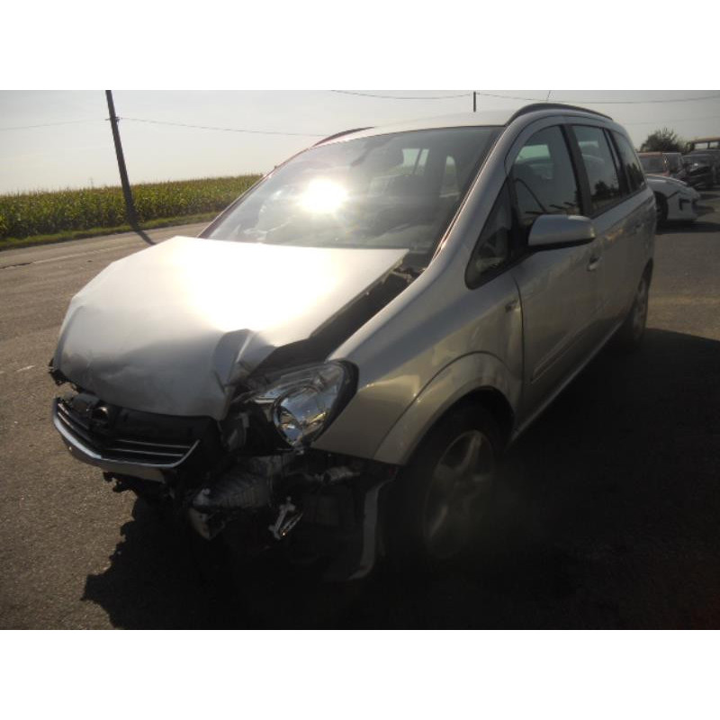 Serrure avant gauche OPEL ZAFIRA B Photo n°4