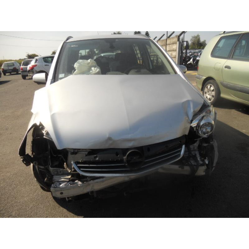 Serrure avant gauche OPEL ZAFIRA B Photo n°5