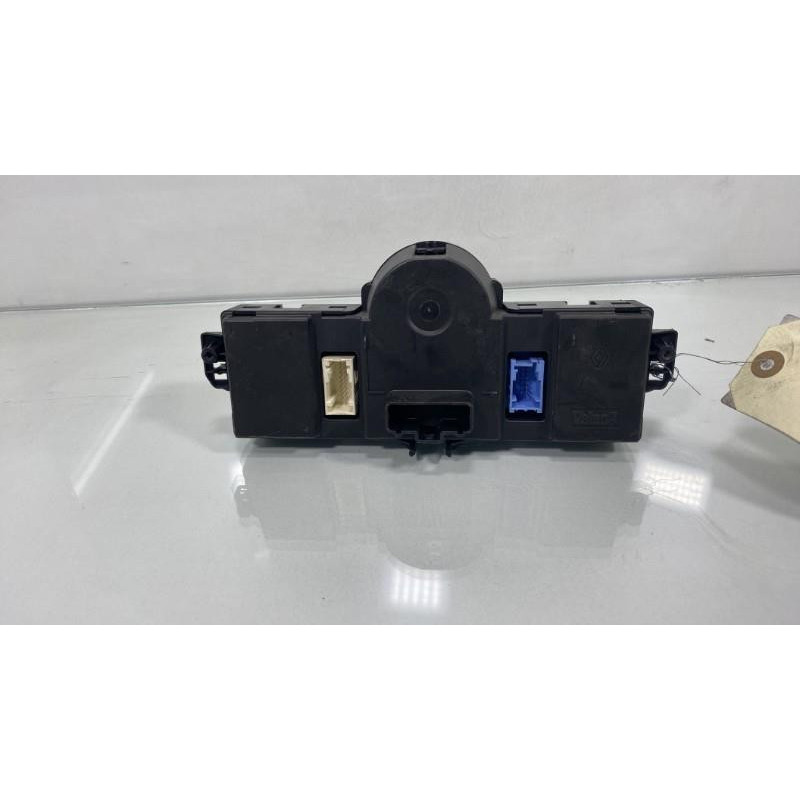 Commande chauffage RENAULT CLIO 3 Photo n°3