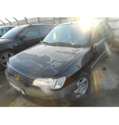 Interrupteur de leve vitre avant gauche PEUGEOT 306