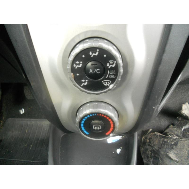 Resistance chauffage TOYOTA YARIS 2 Photo n°11