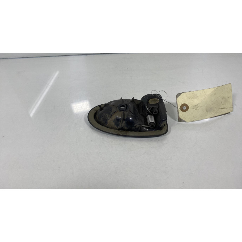 Poignee interieur arriere gauche RENAULT CLIO 2 Photo n°2