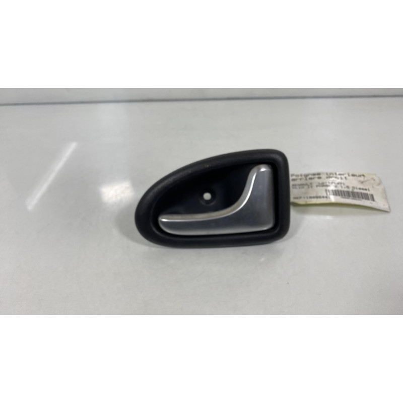 Poignee interieur arriere droit RENAULT CLIO 2 Photo n°1