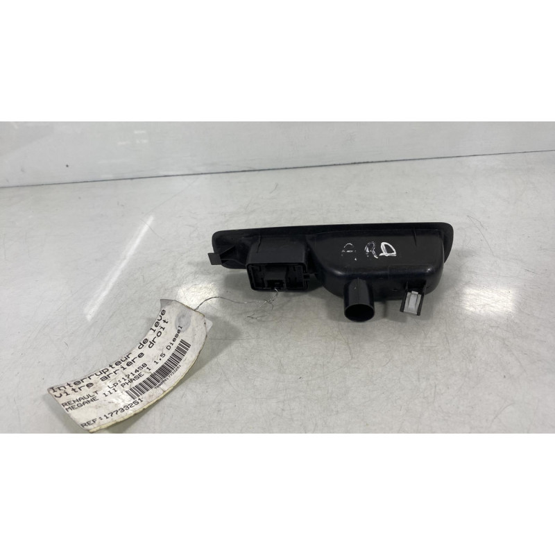 Interrupteur de leve vitre arriere droit RENAULT MEGANE 3 Photo n°3