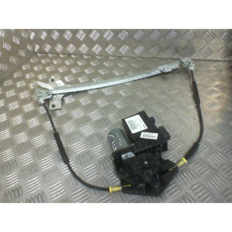 Leve vitre electrique avant droit PEUGEOT 307 Photo n°1