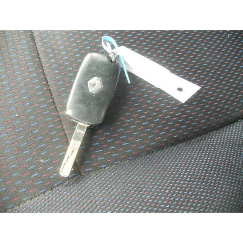 Poignee interieur arriere gauche RENAULT CLIO 3 Photo n°10