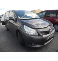 Serrure avant gauche TOYOTA VERSO