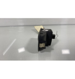 Interrupteur de leve vitre avant droit OPEL CORSA D