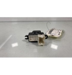 Interrupteur de leve vitre avant droit NISSAN MICRA 3