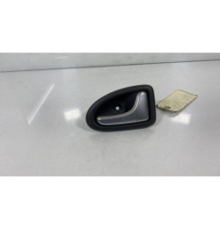 Poignee interieur arriere droit RENAULT CLIO 2 CAMPUS Photo n°1