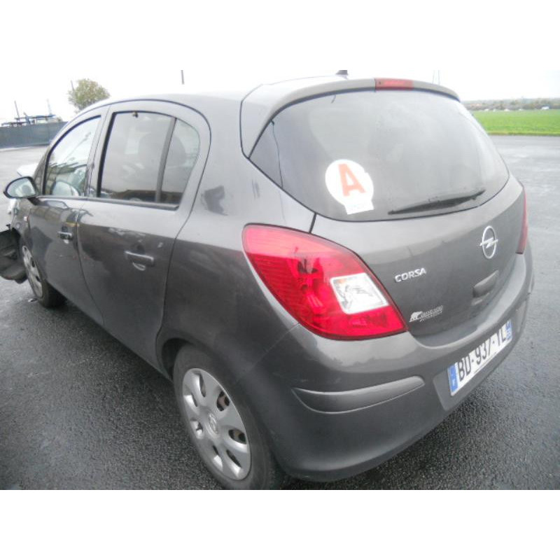 Bouton de warning OPEL CORSA D Photo n°8
