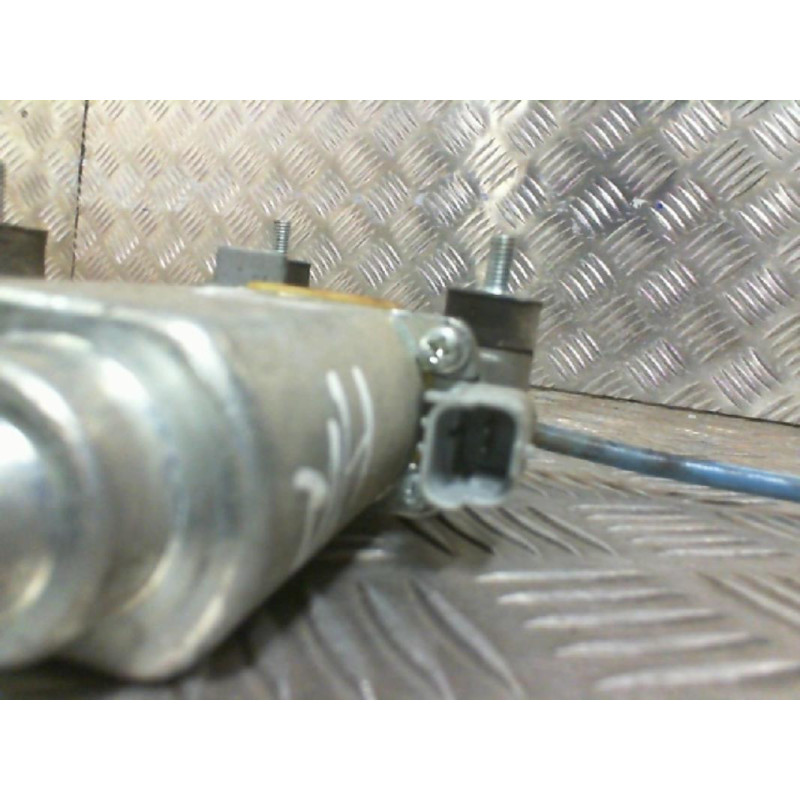 Leve vitre electrique arriere droit PEUGEOT 406 Photo n°2