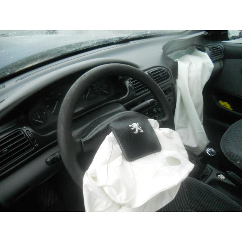 Retroviseur gauche PEUGEOT 406 Photo n°9