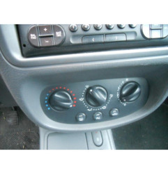 Interrupteur de leve vitre avant gauche RENAULT CLIO 2