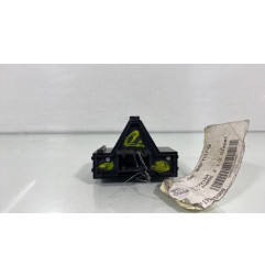 Bouton de warning OPEL CORSA D