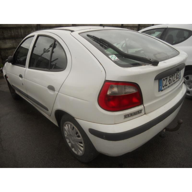 Serrure avant droit RENAULT MEGANE 1 Photo n°7