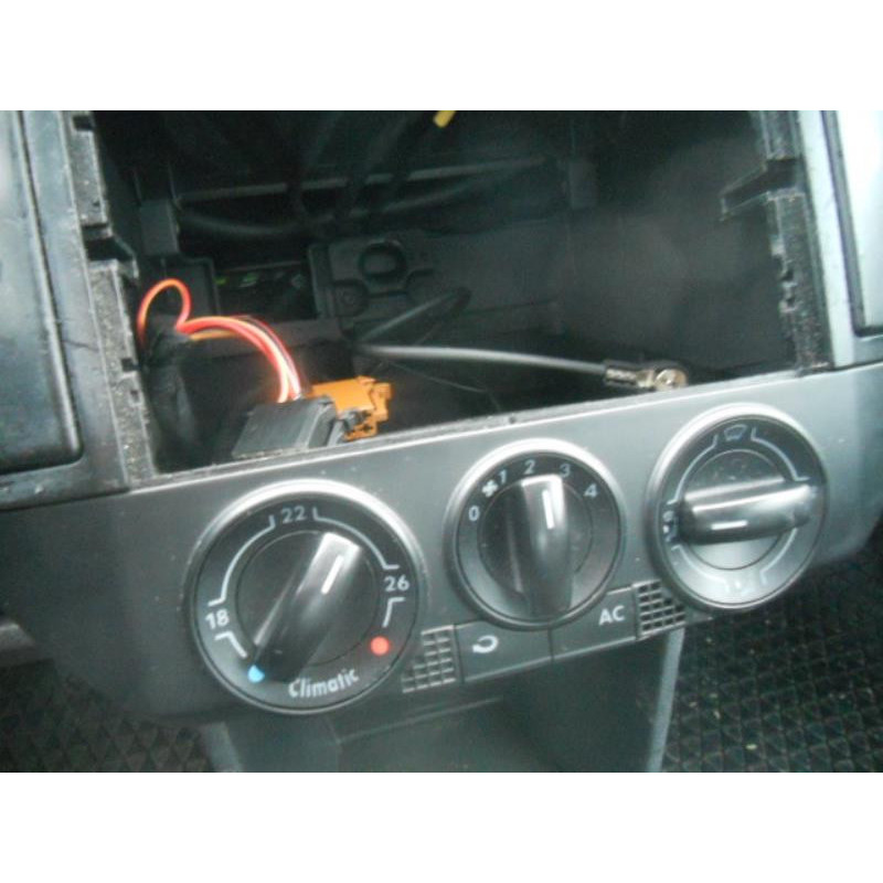 Bras essuie glace avant droit VOLKSWAGEN POLO 4 Photo n°7